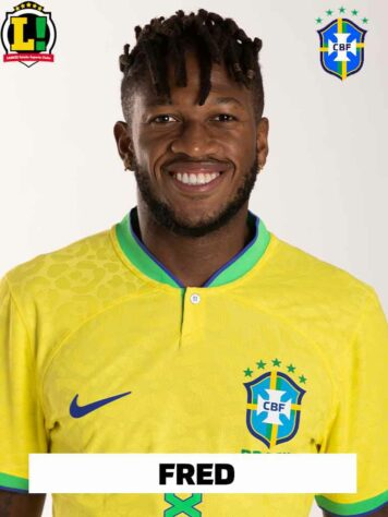 FRED - 5,5 - Limitou-se a marcar e pouco produziu quando teve a bola.