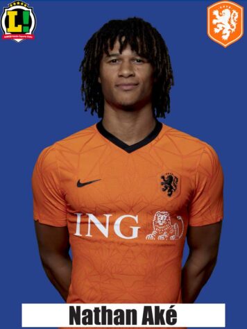 AKÉ - 4,5 - Teve trabalho com Preciado e Caicedo no decorrer da partida. Foi hesitante em alguns momentos. 