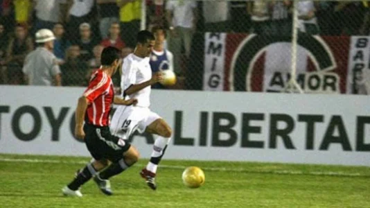 Paulista - 1 participação (2006)