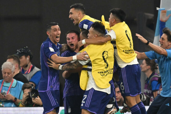 3º jogo das oitavas: A Argentina conseguiu o primeiro lugar no grupo C.