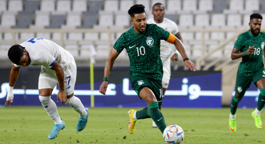 Arábia Saudita: Salem Al Dawsari - O jogador do Al Hilal é o principal nome da seleção saudita. Muitos podem não se lembrar, mas ele fez o gol do time saudita na semifinal do Mundial de Clubes contra o Flamengo em 2019. Aos 30 anos, o ponta-esquerda de 30 anos joga há dez anos na seleção e esteve presente na Copa do Mundo de 2018. Ele também já atuou pelo Villarreal.