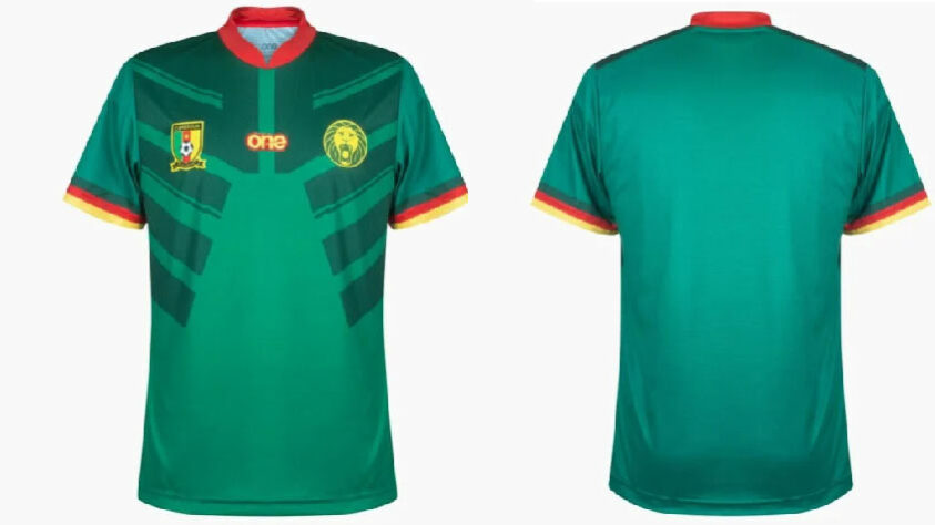 7º lugar - CAMARÕES (produzido pela One All Sports) - Nota 4/ A publicação afirma que não gostou das inovações feitas para essa camisa, que segundo ela, não conseguiu superar as outras da seleção africana.