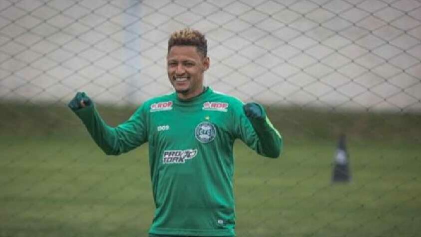 Neílton, 28 anos / Coritiba