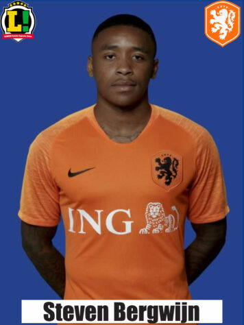 BERGWIJN - 4,5 - Mais uma partida péssima dele no ataque. Se Van Gaal queria velocidade no contra-ataque, Bergwijn não conseguiu atingir seu objetivo. Nas chances que teve, foi mal.  