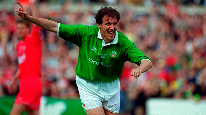 Tony Cascarino (Irlanda) - Posição: atacante - Copa que atuou sem clube: 1994 (Estados Unidos) - Último clube antes da competição: Chelsea.