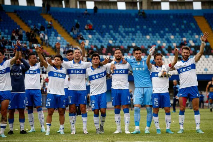 Universidad Católica-CHI (primeira fase)