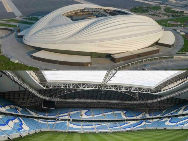 O estádio possui as arquibancadas nas cores azul e branco com desenhos de ondas.