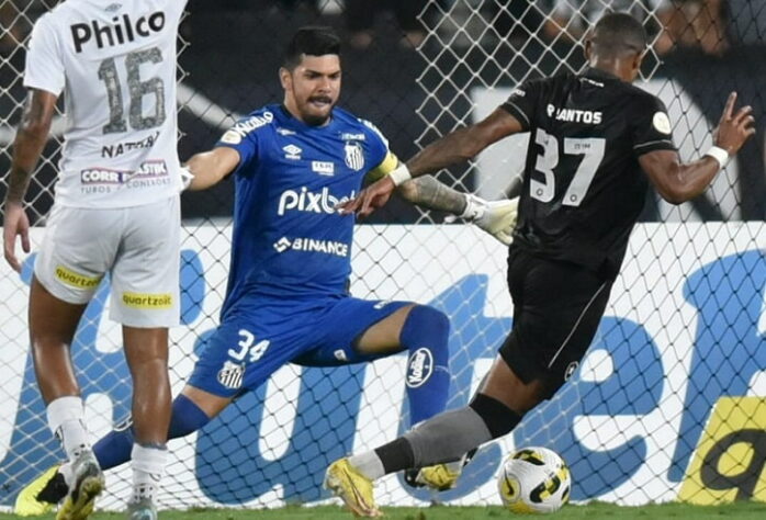 O Santos fez péssima partida e foi envolvido pelo Botafogo no Nilton Santos. O revés por 3 a 0 foi pouco, e o Peixe não tem mais chance de conquistar uma vaga para a próxima Copa Libertadores. O fim de temporada para o torcedor santista é triste. Veja as notas do Santos no LANCE! (por Diário do Peixe)