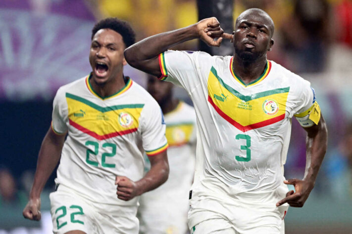 Os ingleses vão encarar Senegal, que passou como segundo lugar do grupo A. A partida vai acontecer no domingo, às 16h (de Brasília).