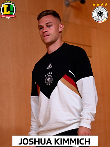 Kimmich - 4,5 - Na parte defensiva, foi mal em várias jogadas.