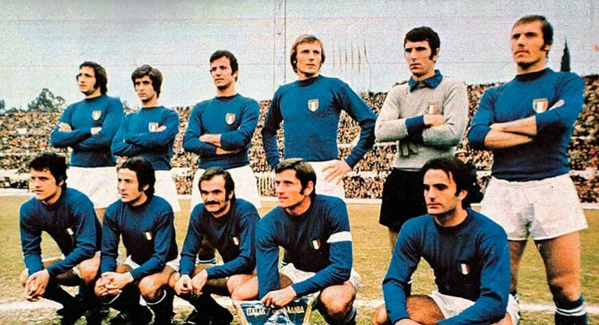 Itália - Copa do Mundo 1974 - Os italianos venceram apenas o Haiti nessa edição. Foram superados pela Argentina e surpreendidos pela Polônia, que ficou na primeira colocação.