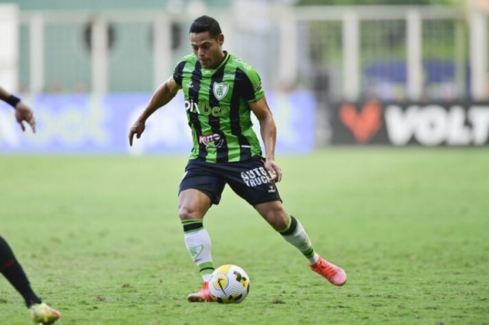 FECHADO - O lateral-esquerdo João Paulo não seguirá no América-MG para 2023.A informação foi antecipada pelo Superesportes e confirmada pelo L!/Valinor Conteúdo. João Paulo deixa o Coelho após quatro anos, 133 partidas e seis gols marcados.