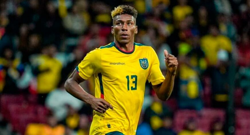 Kevin Rodríguez, 22 anos - Atacante / Seleção do	Equador - Clube atual: Imbabura-EQU (não há informações sobre fim do contrato) - o atacante disputa a segunda divisão do equador, o que tornaria sua transferência mais fácil..