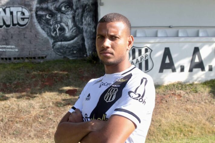 ESQUENTOU - O zagueiro Matheus Silva, emprestado pelo Cruzeiro desde julho deste ano à Ponte Preta, deverá ter o contrato renovado com a Macaca por mais uma temporada. A informação foi antecipada pelo "ge.globo" e confirmada pelo L!/Valinor Conteúdo. 