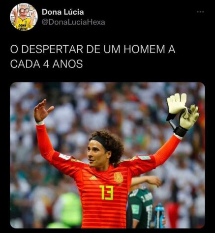 Copa do Mundo - Guillermo Ochoa, goleiro do México, ganha memes após defender pênalti de Robert Lewandowski, da Polônia.