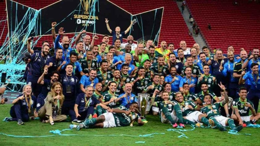O Palmeiras é o campeão da Supercopa do Brasil 2023. O Alviverde conquistou mais um título em sua jornada de ouro deste século, empilhando troféus desde 2015. Relembre aqui as conquistas do Palmeiras neste período: