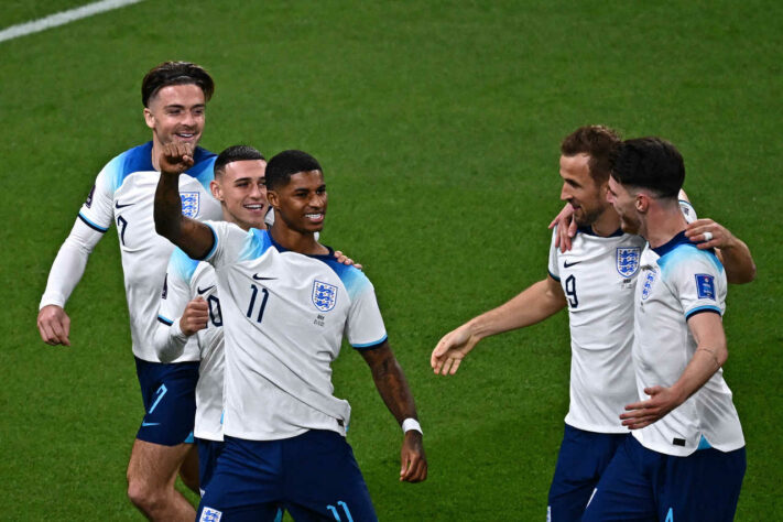 2º jogo das oitavas: A Inglaterra passou como líder do grupo B.