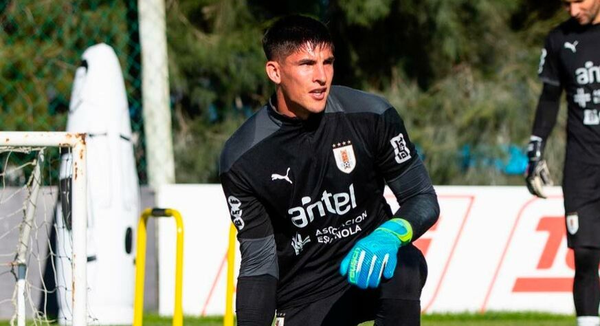 ENCAMINHADO - Titular do Uruguai na última Copa do Mundo, o goleiro Sergio Rochet tem tudo certo para defender o Internacional na sequência da temporada. As condições do negócio não são conhecidas. 