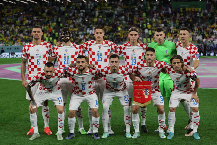 Croácia tem Modric, Perisic e Kovacic entre os titulares.