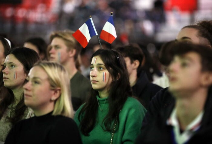 Os franceses acreditavam no título e na possibilidade do bi consecutivo, conquistado pela última vez há 60 anos. Agora, a seleção europeia aguarda pelos próximos quatro anos e uma nova oportunidade de conquistar mais uma vez a Copa do Mundo.