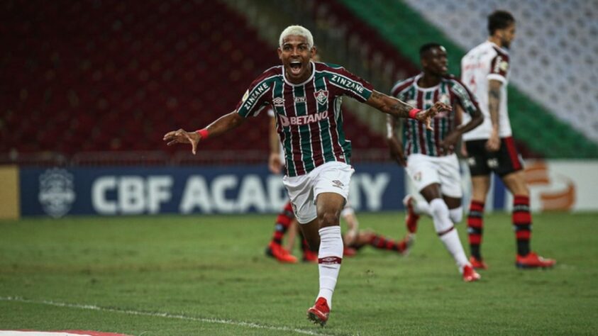 FECHADO - O Fluminense emprestou o atacante John Kennedy para a Ferroviária até o final da disputa do Campeonato Paulista. Entre as partes o acerto já foi feito. Agora, apenas últimos detalhes separam o atleta da equipe paulista. A informação foi divulgada primeiramente pelo canal "Raiz Tricolor" e confirmada pelo LANCE!.