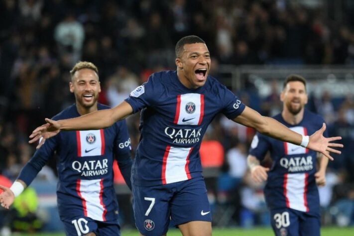 1º lugar: MBAPPÉ (PARIS SAINT-GERMAIN-FRA) - 56 GOLS