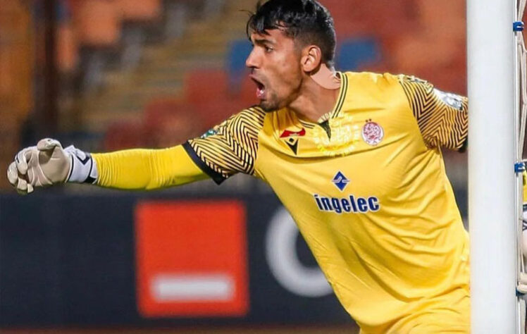 Ahmed Reda Tagnaouti - 26 anos - goleiro - clube onde joga: Wydad - valor de mercado: 1,8 milhão de euros (aproximadamente R$ 9,9 milhões) - O goleiro é reserva na competição e ainda não precisou atuar.