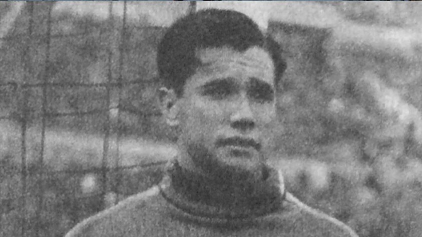 7º (empate entre dois clubes) - Nacional (URU) - 13 títulos / 1930 - Emilio Recoba, Andrade, Conduelo Píriz, Héctor Castro, Pedro Cea, Pedro Petrone, Héctor Scarone e Santos Urdinarán; 1950 - Aníbal Paz [foto], Schubert Gambetta, Euzébio Tejera, Rodolfo Pini e Julio Pérez.