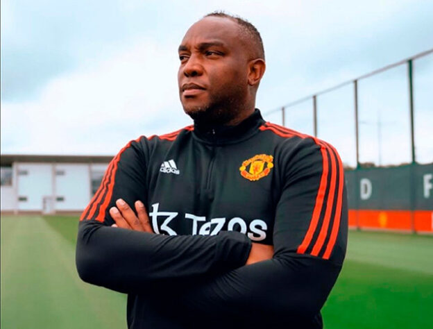 BENNI MCCARTHY - EX-JOGADOR DE FUTEBOL (45 ANOS)