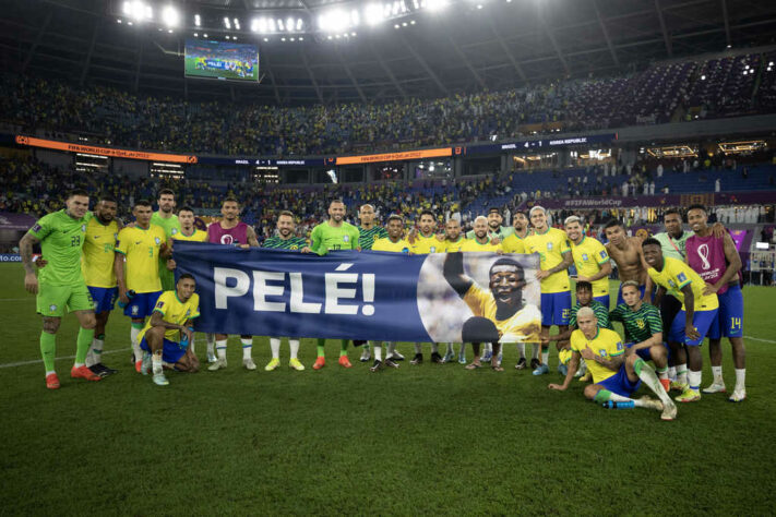 Homenagem da Seleção Brasileira para Pelé.