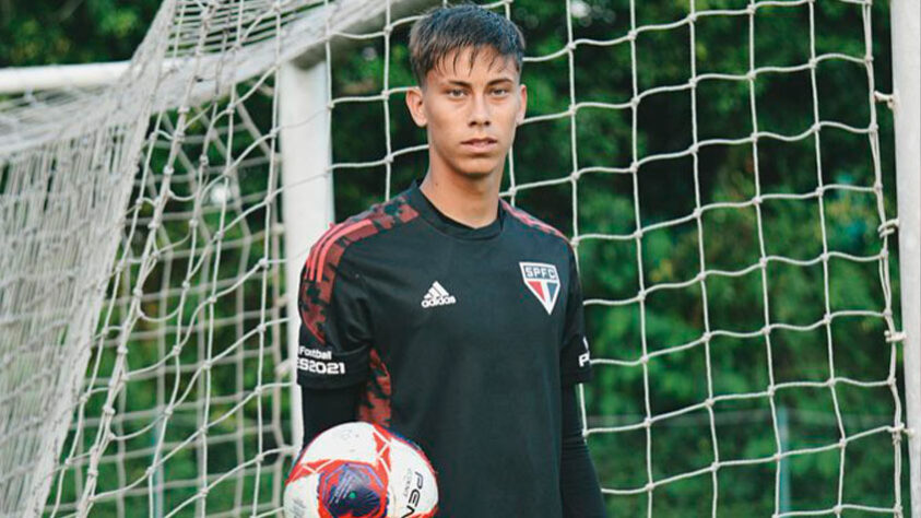 Leandro Mathias, 18 anos - goleiro - São Paulo