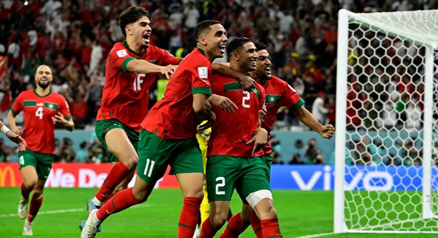 O Marrocos passou na primeira colocação do grupo F. Nas oitavas, levou a classificação contra a Espanha nas penalidades e igualou a melhor campanha de um time africano na Copa do Mundo.