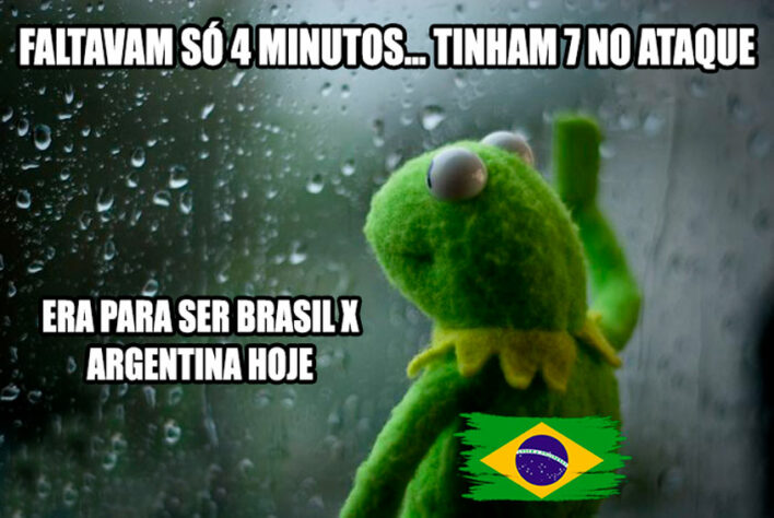 Em memes, torcedores brasileiros mostram frustração por não ter Brasil x Argentina pelas semifinais da Copa do Mundo.