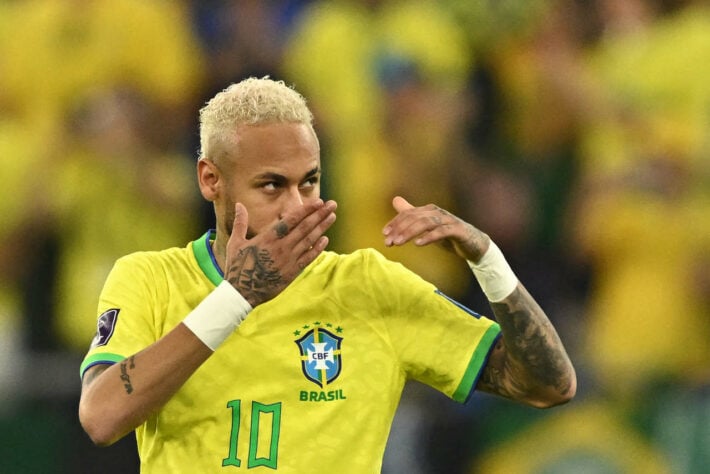 Neymar (atacante/Al Hilal) - Apesar de disputar atualmente o campeonato saudita, o jogador ainda é o líder técnico da equipe e é visto como crucial por Diniz.