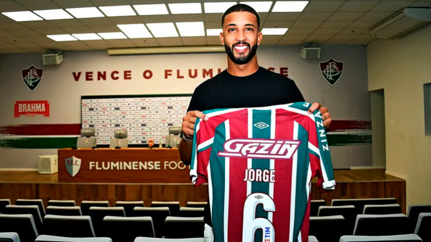 FLUMINENSE - 7 reforços anunciados: Vitor Eudes (goleiro), Vitor Mendes (zagueiro), Guga (lateral-direito), Jorge (lateral-esquerdo) (foto), Lima (meio-campista), Keno (atacante) e Giovanni Manson (meia).