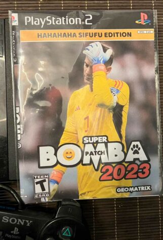 O Bomba Patch segue 100% atualizado e já criou uma edição da eliminação da Alemanha na Copa com o goleiro Neuer.