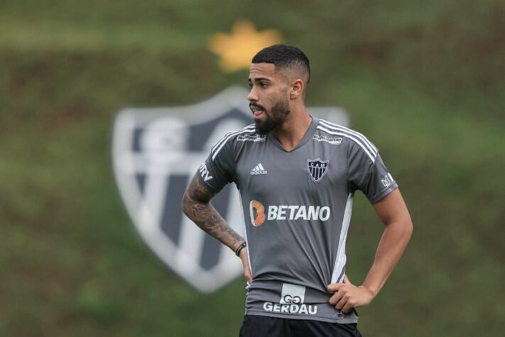 ESQUENTOU - O meia Calebe, do Atlético-MG, teve uma sondagem do Fortaleza. O Galo foi consultado sobre a situação do jogador, mas ainda não houve uma proposta oficial.