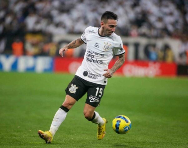 Gustavo Silva (25 anos) - Posição: atacante - Clube: Corinthians
