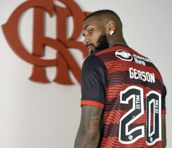 30º) Gerson, vindo do Olympique de Marselha, em janeiro de 2023 - O volante assinou por cinco temporadas com o Flamengo.