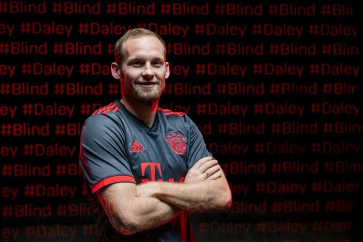 ESQUENTOU - De acordo com o jornal 'As', da Espanha, o lateral holandês Daley Blind viajou à Catalunha para acertar sua chegada ao Girona. O jogador está de saída do Bayern de Munique e, na visão do clube espanhol, poderia acrescentar bastante ao elenco com sua polivalência. 