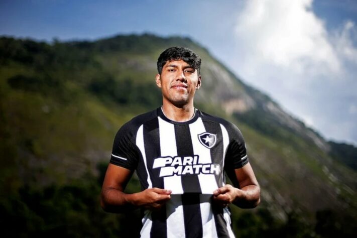 FECHADO - O Botafogo anunciou nesta quarta-feira a contratação do zagueiro Luis Segovia, que foi um dos destaques do Independente dell Valle nos últimos anos. O jogador firmou contrato definitivo com o Alvinegro até o final de 2025.