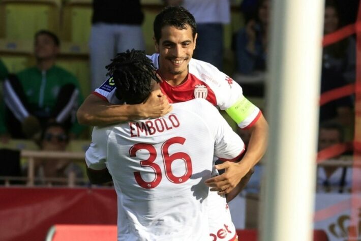 Wissam Ben Yedder - Monaco - Atual camisa 10 e capitão da equipe, o francês é o maior artilheiro da história do clube com 93 gols marcados em 150 partidas. Além disso, o posto foi ocupado recentemente pelo jogador, que ultrapassou o colombiano Falcao Garcia, que agora aparece na segunda posição, com 83 gols.