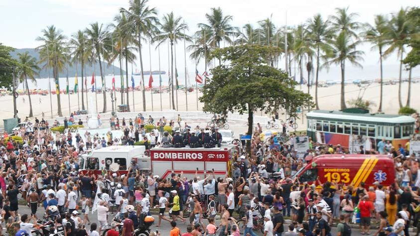 O destino final será o Cemitério Memorial Necrópole Ecumênica, onde Pelé será sepultado.