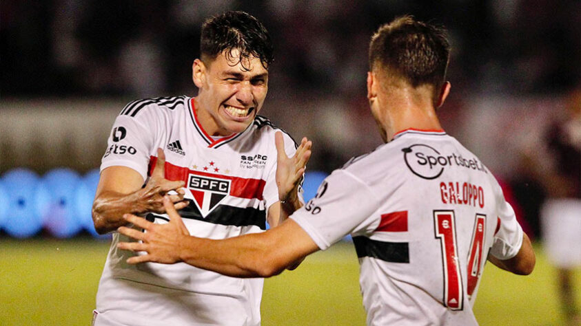 12º - São Paulo - 61,53% de aproveitamento (13 jogos, 7 vitórias, 3 empates e 3 derrotas / 23 gols marcados e 10 sofridos)