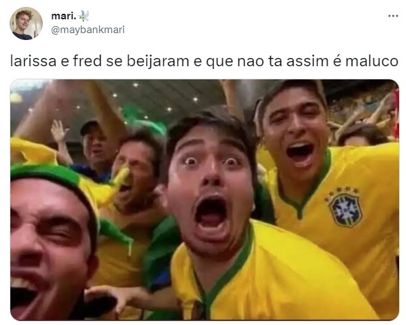 Primeiro beijo entre Fred Desimpedidos e Larissa no Big Brother Brasil rendeu memes nas redes sociais.