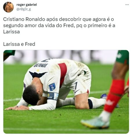 Primeiro beijo entre Fred Desimpedidos e Larissa no Big Brother Brasil rendeu memes nas redes sociais.