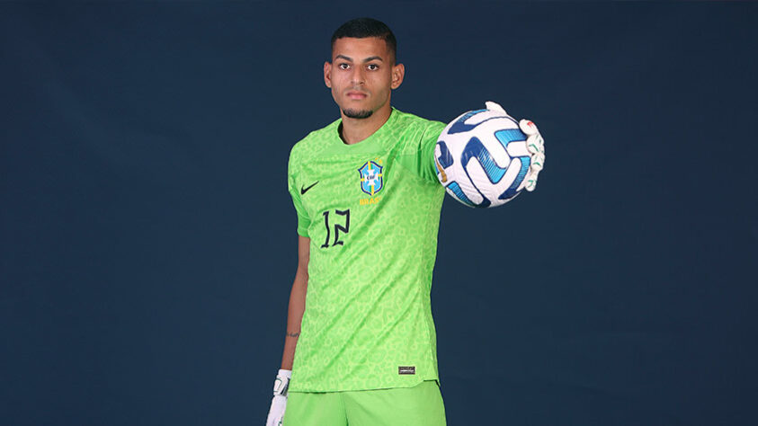 Kaique, 20 anos - Goleiro - Palmeiras / Kaique é nome quase certo na lista de Ramon: foi convocado para o Sul-Americano em janeiro e chegou a disputar duas partidas na competição - a última da primeira fase de grupos, diante do Paraguai, e a penúltima da segunda fase de grupos, contra a Colômbia. 