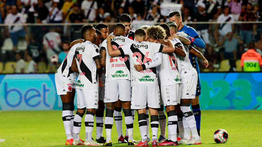 O Vasco jogou mal e perdeu para o Volta Redonda, por 2 a 1, em Cariacica. O sistema defensivo sofreu um apagão no primeiro tempo e falhas individuais comprometeram um bom início de jogo. Além disso, Pedro Raul perdeu um pênalti, que era a chance de empatar o jogo.