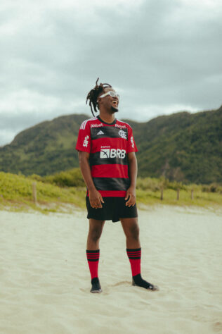 GALERIA: Veja ensaio feito para o lançamento da nova camisa do Flamengo