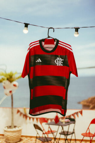 GALERIA: Veja ensaio feito para o lançamento da nova camisa do Flamengo